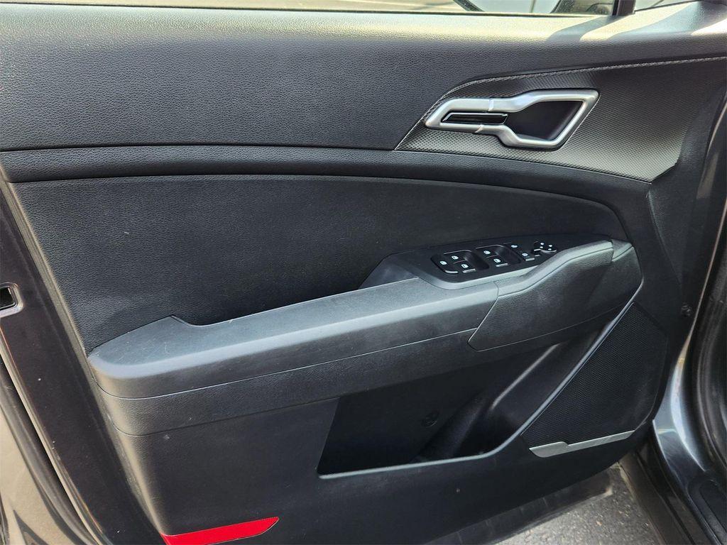 used 2023 Kia Sportage Hybrid car, priced at $24,809