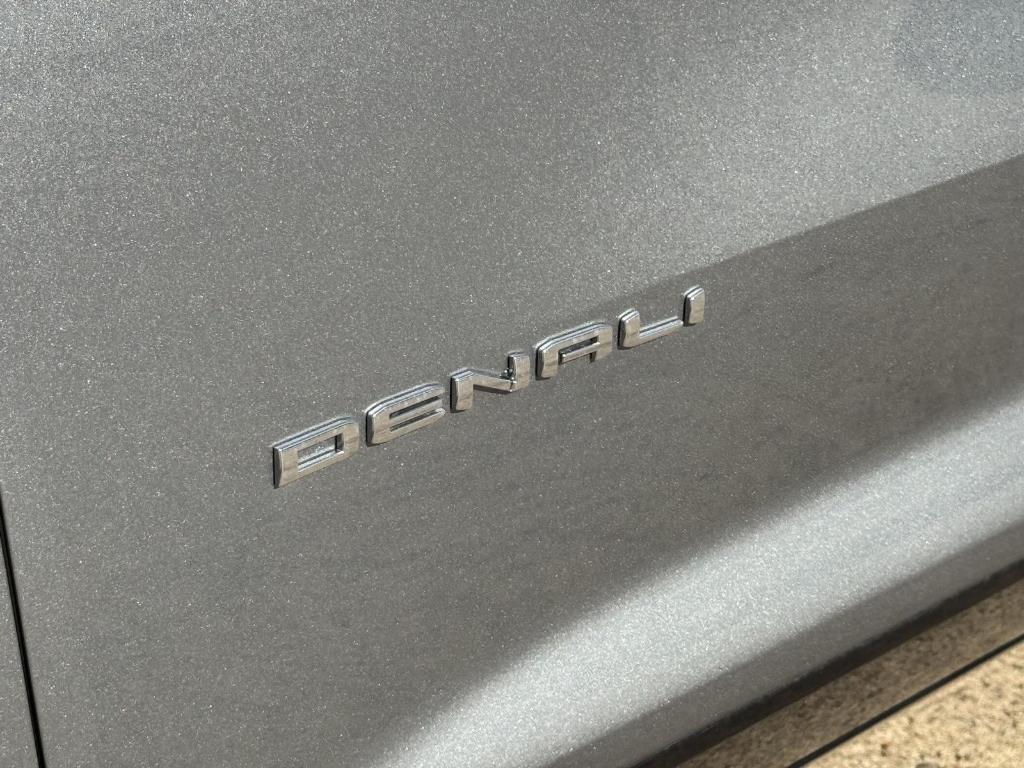 new 2025 GMC Acadia car, priced at $62,060