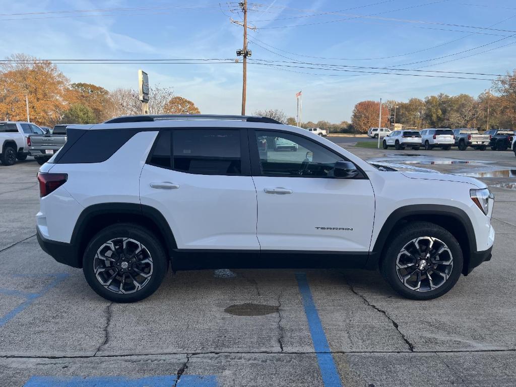 new 2025 GMC Terrain car, priced at $37,590