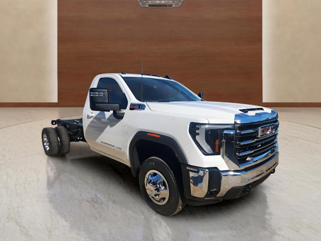 new 2025 GMC Sierra 3500 car, priced at $61,520