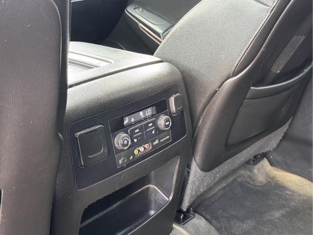 used 2015 GMC Yukon XL car, priced at $14,777