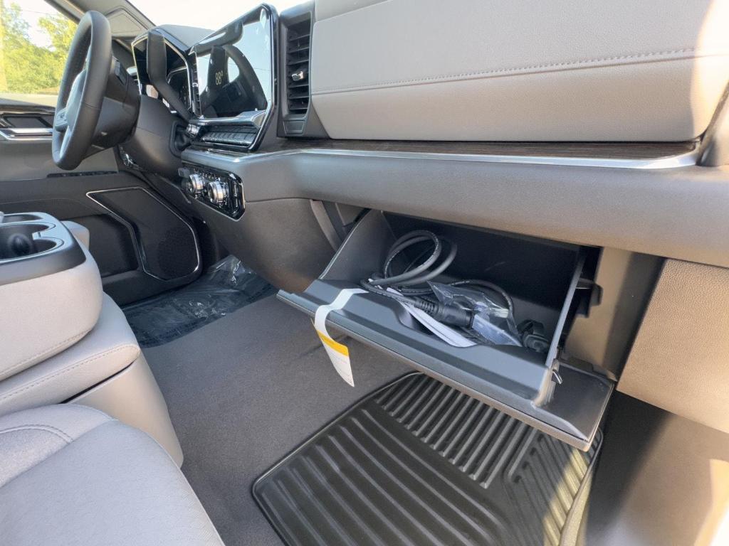 new 2025 GMC Sierra 1500 car, priced at $53,790