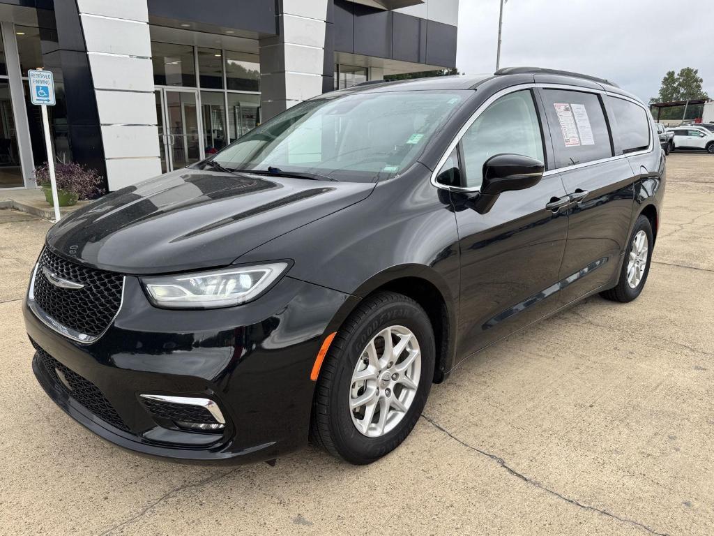 used 2022 Chrysler Pacifica car, priced at $21,677