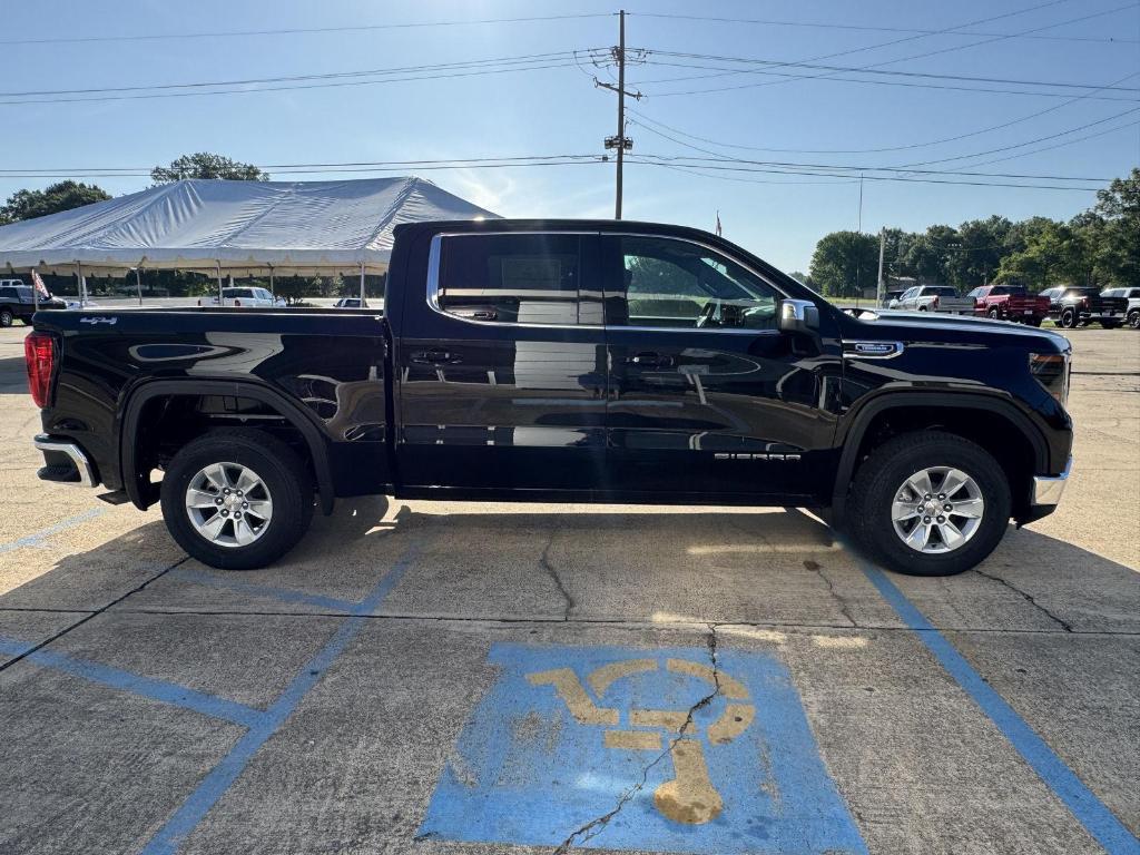 new 2025 GMC Sierra 1500 car, priced at $48,085
