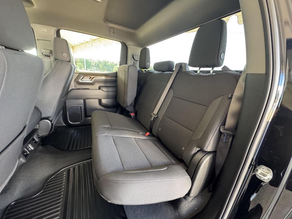 new 2025 GMC Sierra 1500 car, priced at $48,085