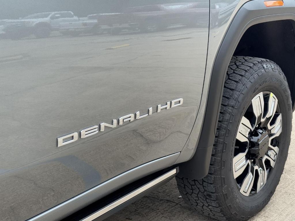 new 2025 GMC Sierra 2500 car, priced at $87,215