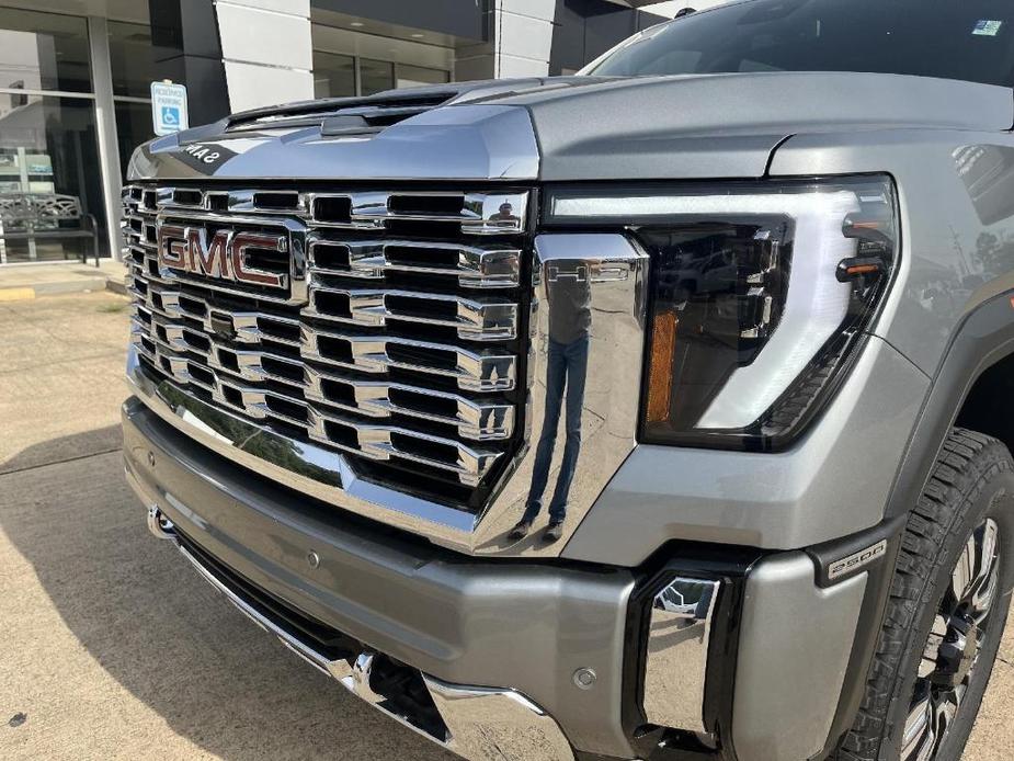 new 2024 GMC Sierra 2500 car, priced at $81,400