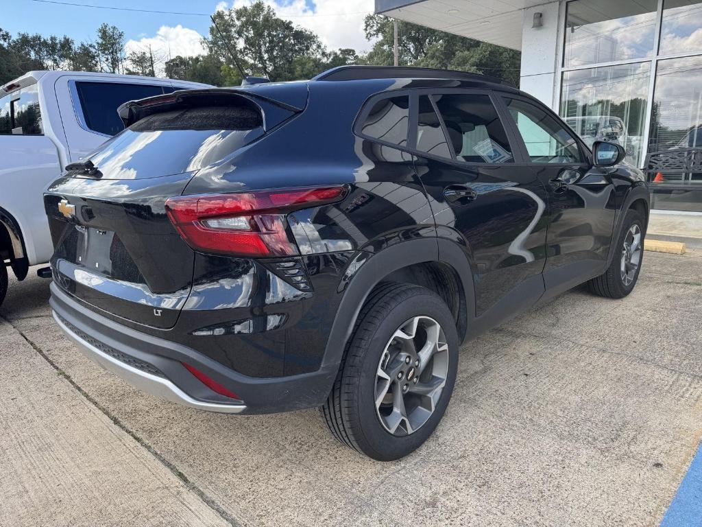 used 2025 Chevrolet Trax car, priced at $28,777
