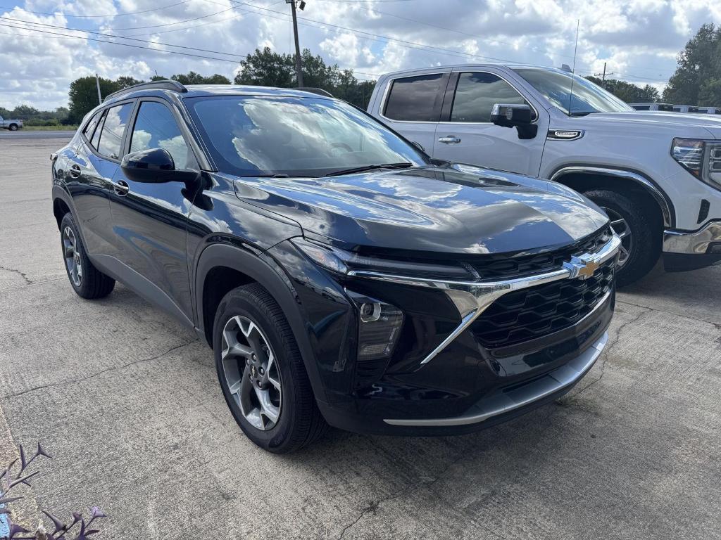 used 2025 Chevrolet Trax car, priced at $28,777