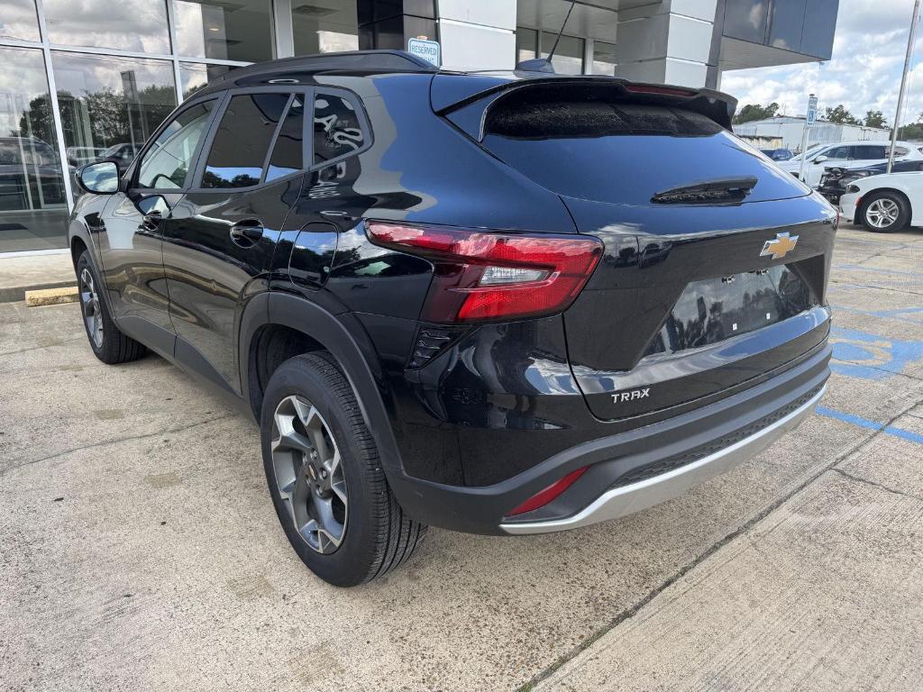 used 2025 Chevrolet Trax car, priced at $28,777