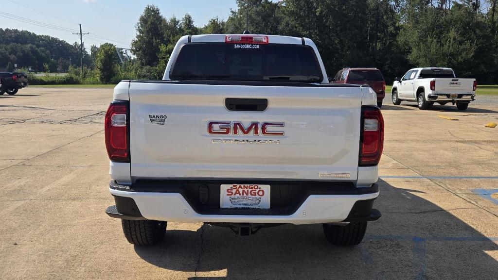 new 2025 GMC Canyon car, priced at $35,095