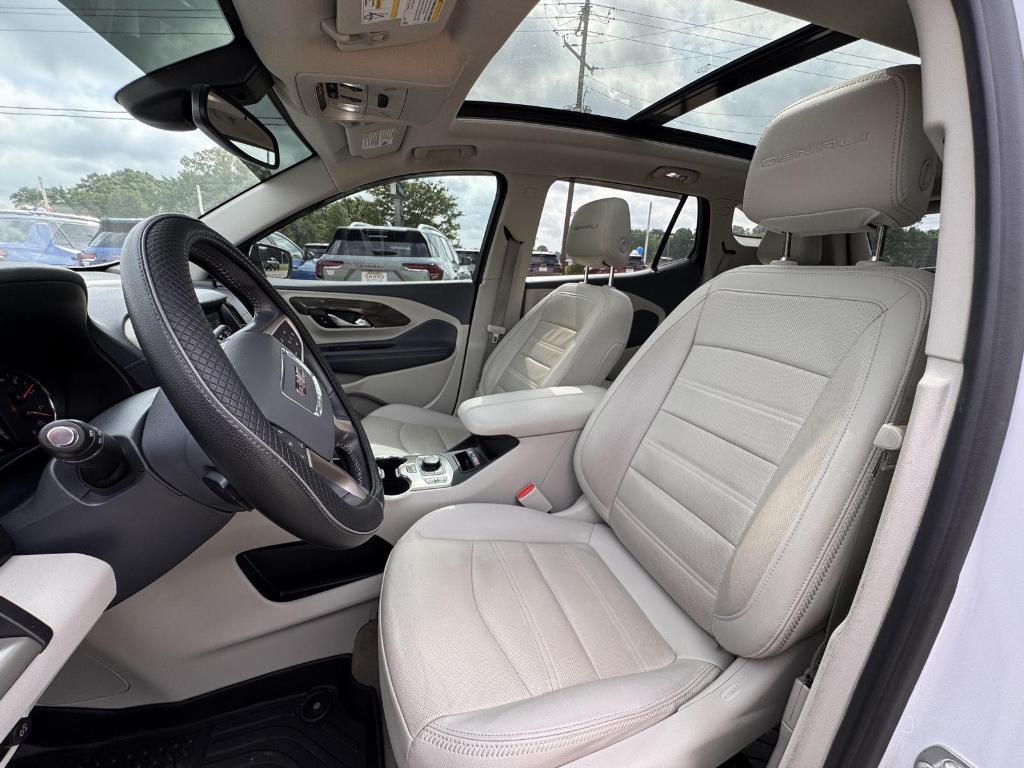 used 2022 GMC Terrain car, priced at $29,777