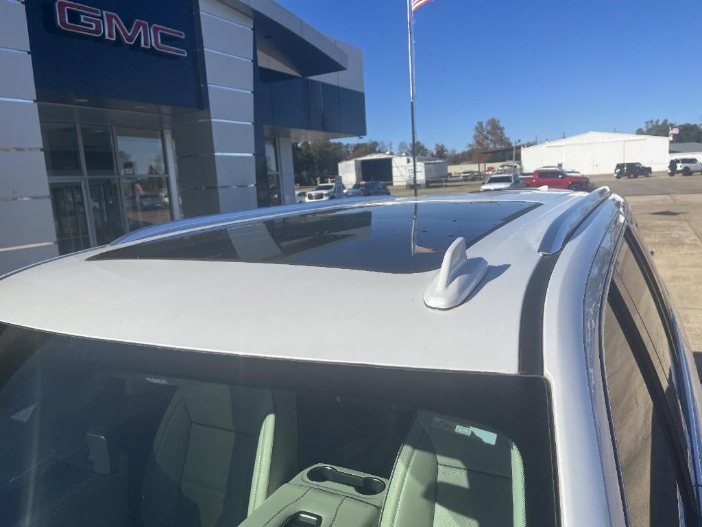 used 2021 GMC Yukon car, priced at $41,777