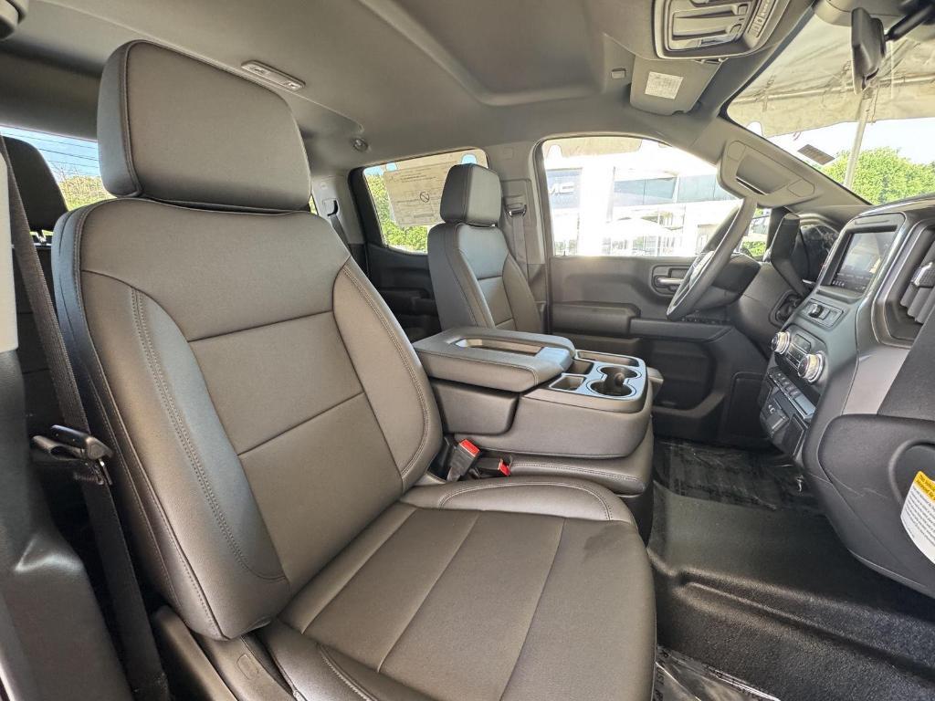 new 2025 GMC Sierra 1500 car, priced at $44,335