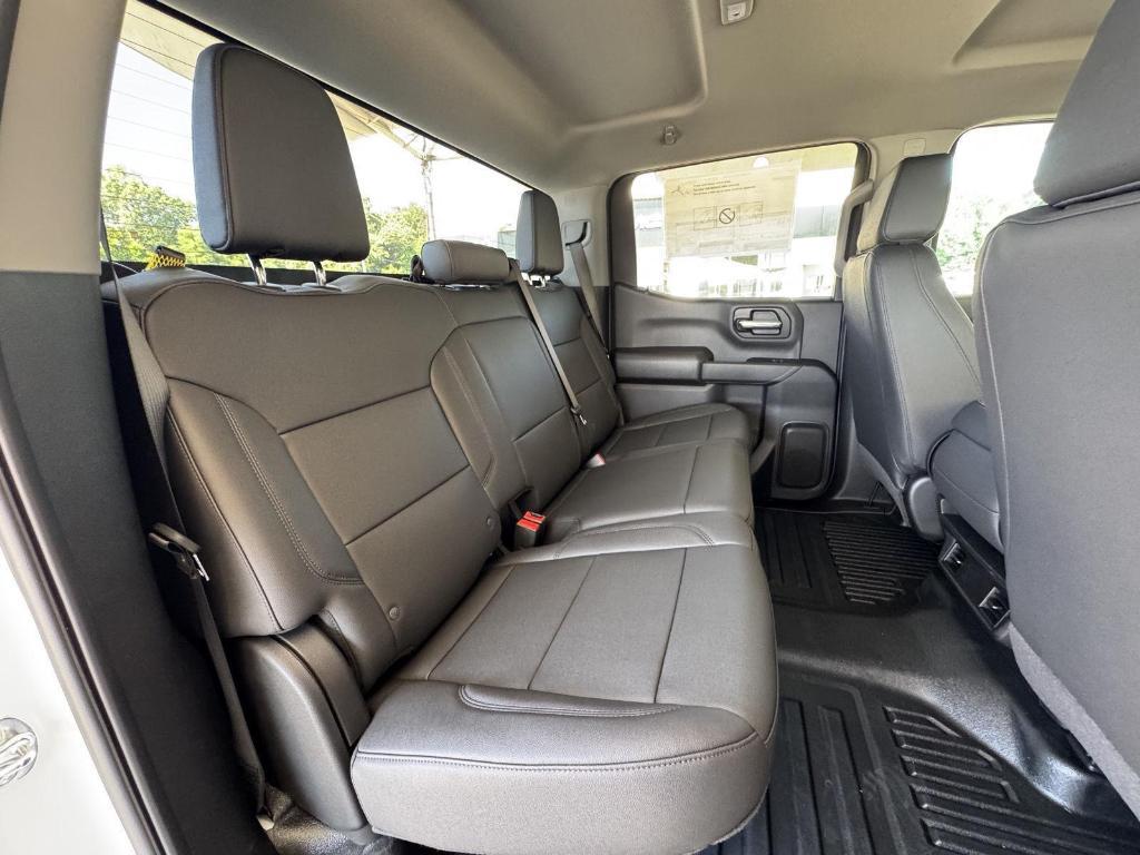 new 2025 GMC Sierra 1500 car, priced at $44,335