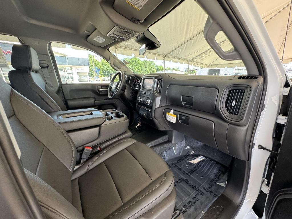 new 2025 GMC Sierra 1500 car, priced at $44,335