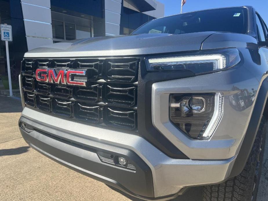 new 2024 GMC Canyon car, priced at $45,725