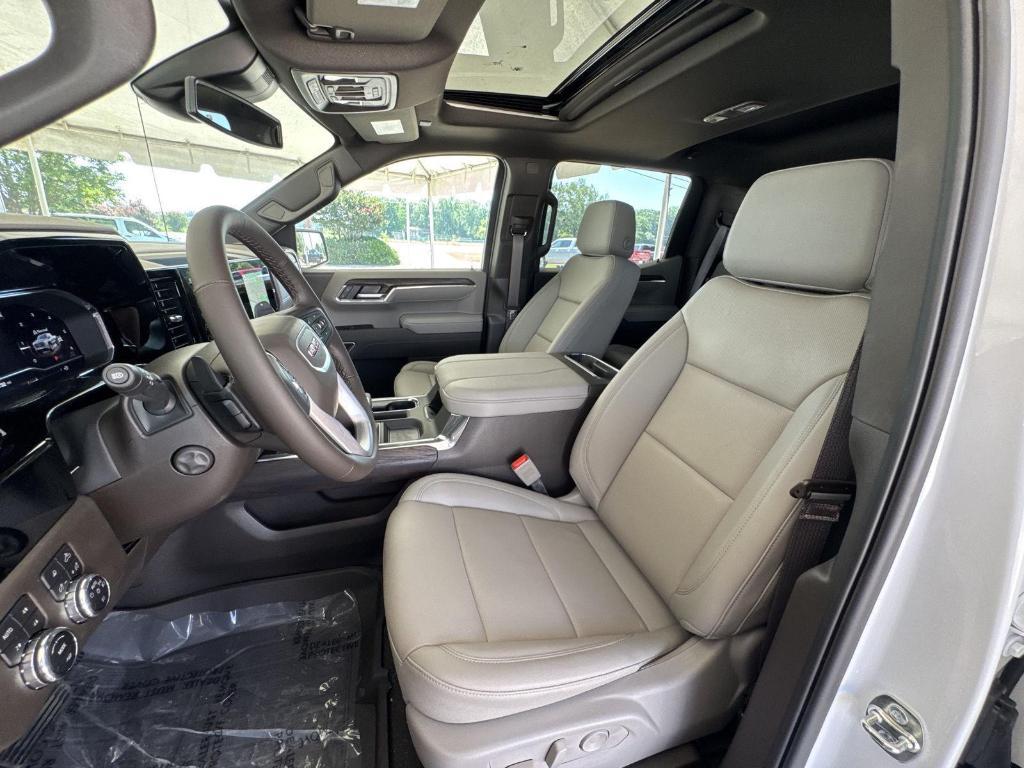 new 2025 GMC Sierra 1500 car, priced at $60,470