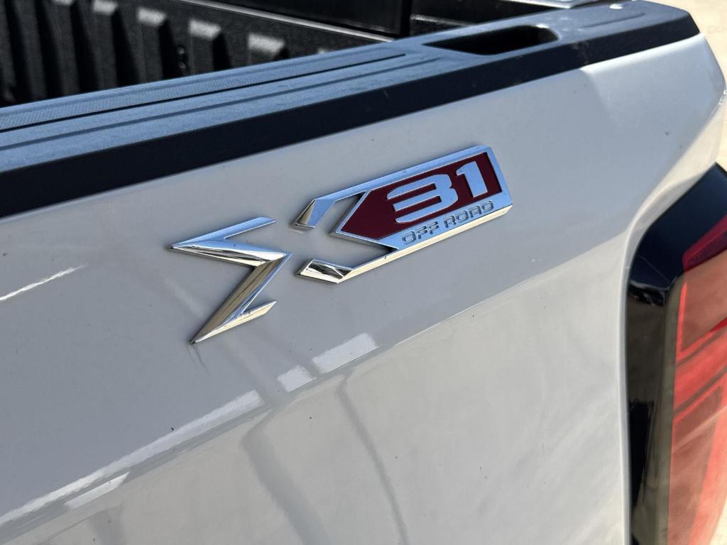 new 2025 GMC Sierra 1500 car, priced at $60,470