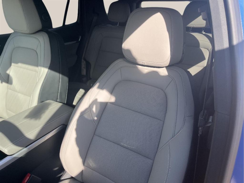 new 2025 GMC Terrain car, priced at $35,090