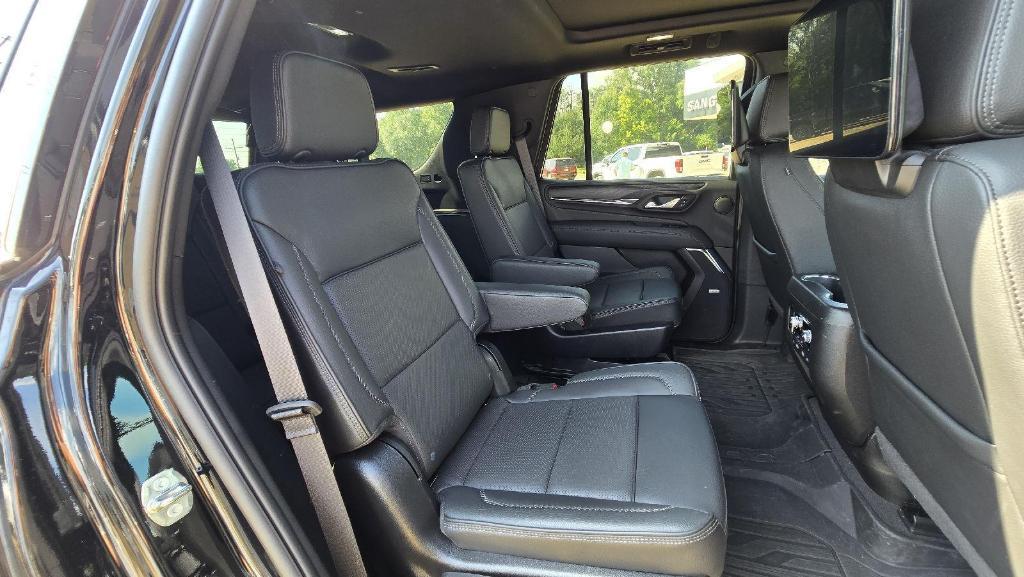 used 2024 GMC Yukon car, priced at $71,577