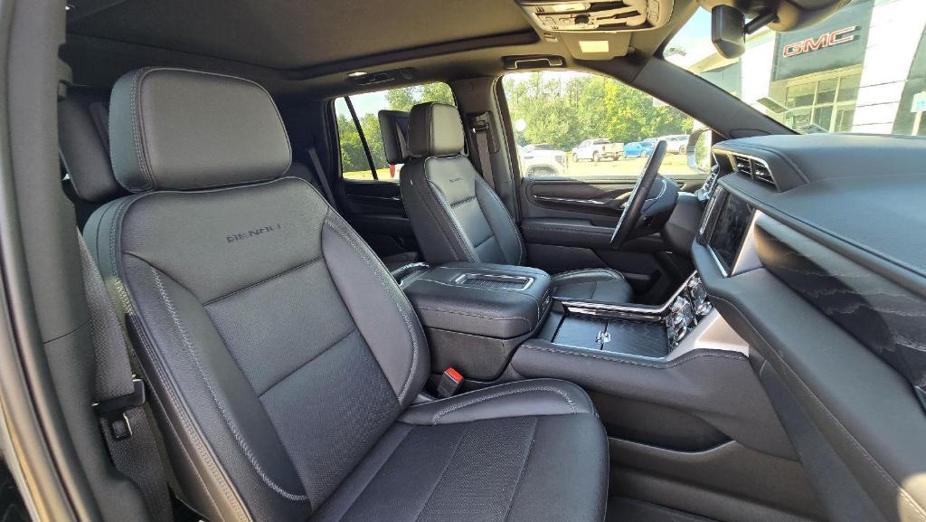 used 2024 GMC Yukon car, priced at $71,577