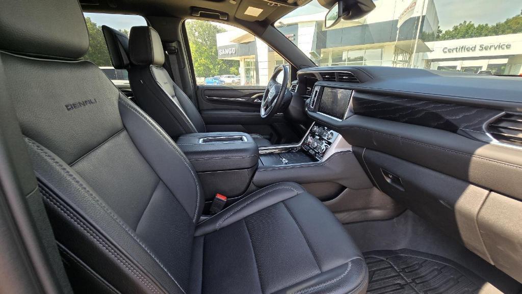 used 2024 GMC Yukon car, priced at $71,577