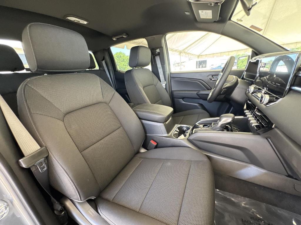new 2025 GMC Canyon car, priced at $38,965