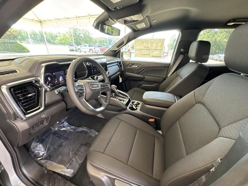 new 2025 GMC Canyon car, priced at $38,965