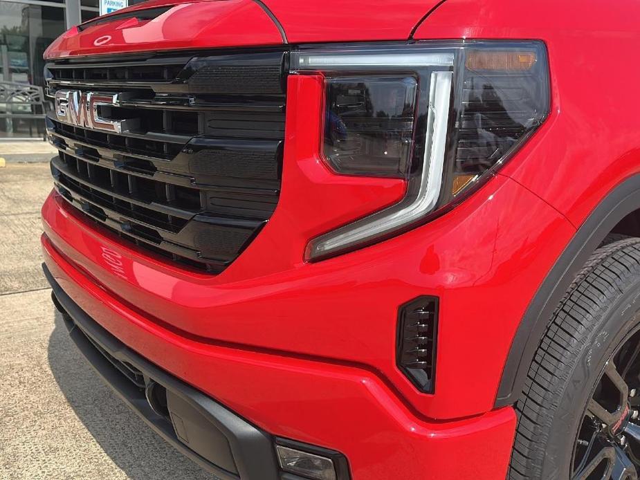 new 2024 GMC Sierra 1500 car, priced at $45,690