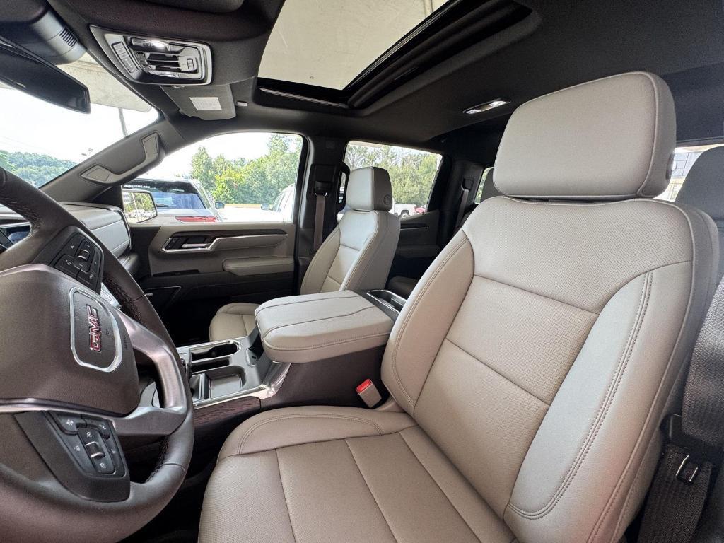 new 2025 GMC Sierra 1500 car, priced at $57,925