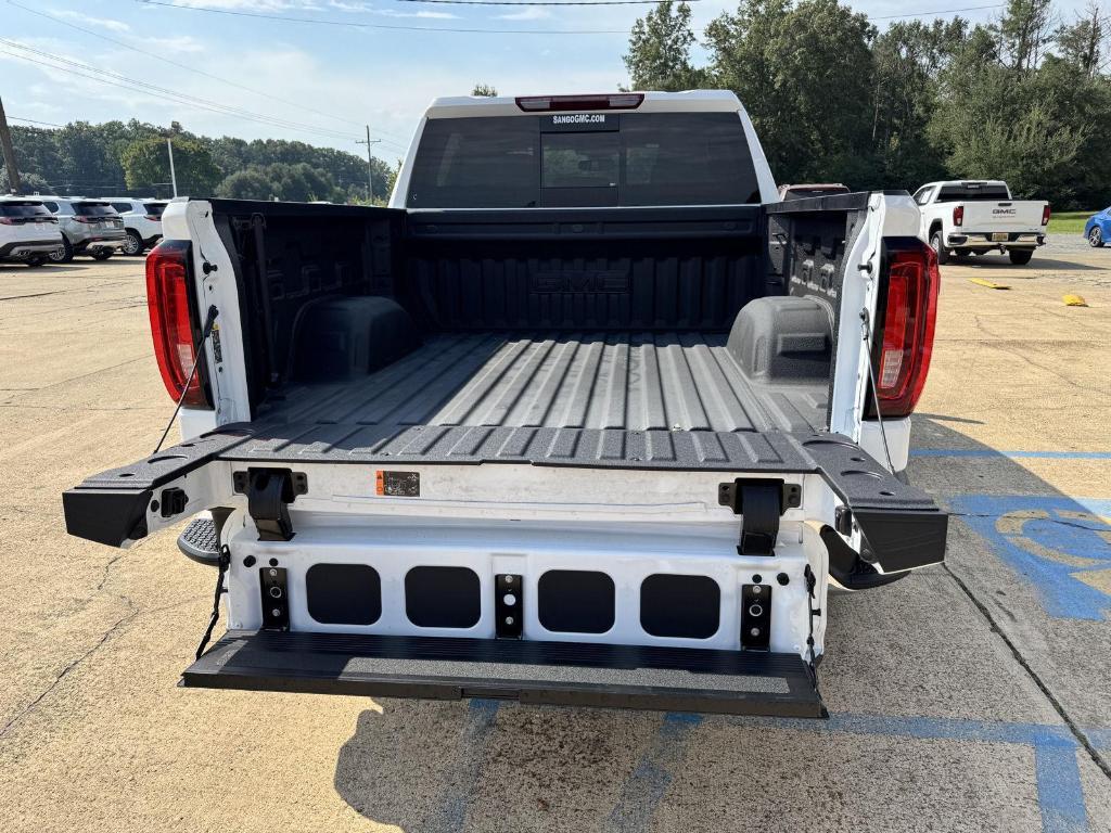 new 2025 GMC Sierra 1500 car, priced at $57,925