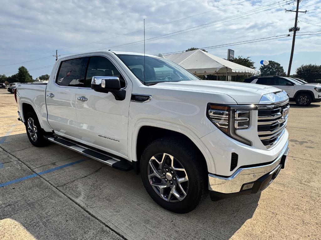 new 2025 GMC Sierra 1500 car, priced at $57,925