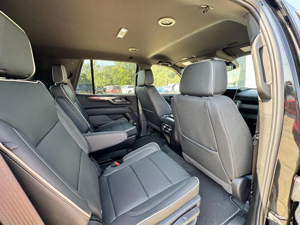 new 2025 GMC Yukon car, priced at $71,710