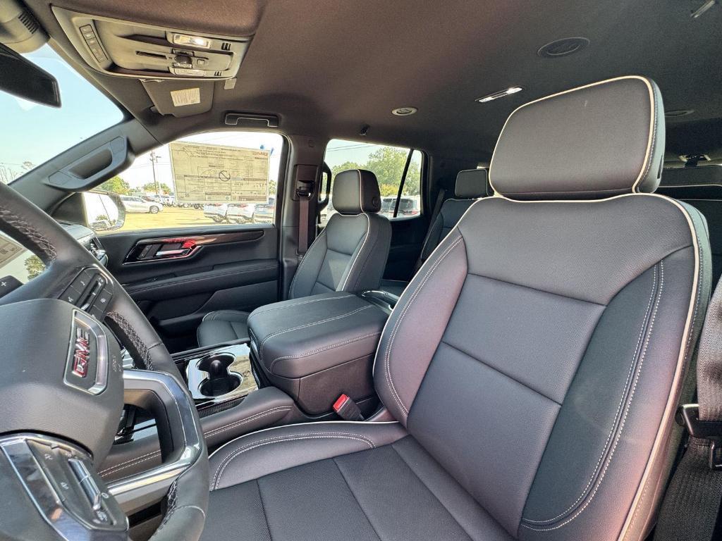 new 2025 GMC Yukon car, priced at $71,710