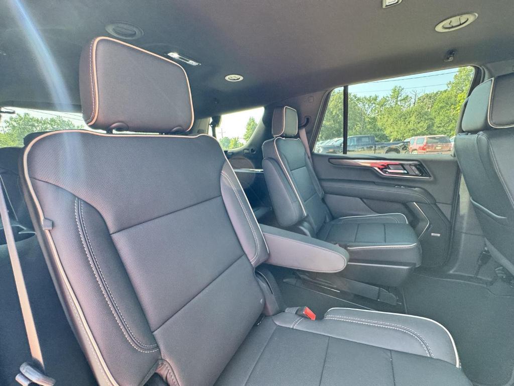 new 2025 GMC Yukon car, priced at $71,710