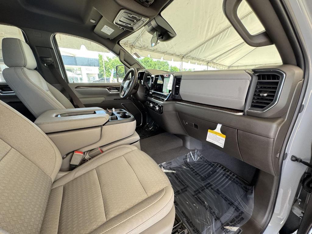 new 2025 GMC Sierra 2500 car, priced at $67,405