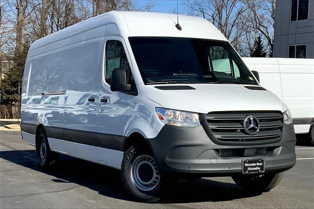 new 2025 Mercedes-Benz Sprinter 2500 car, priced at $68,428