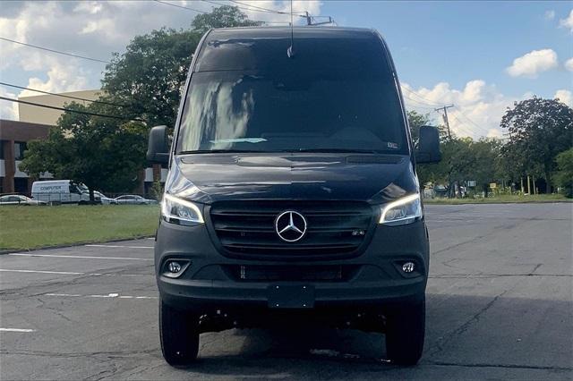 new 2024 Mercedes-Benz Sprinter 2500 car, priced at $78,952