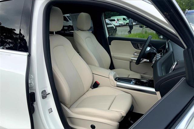 used 2025 Mercedes-Benz GLA 250 car, priced at $41,994