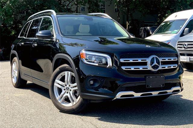used 2023 Mercedes-Benz GLB 250 car, priced at $32,998