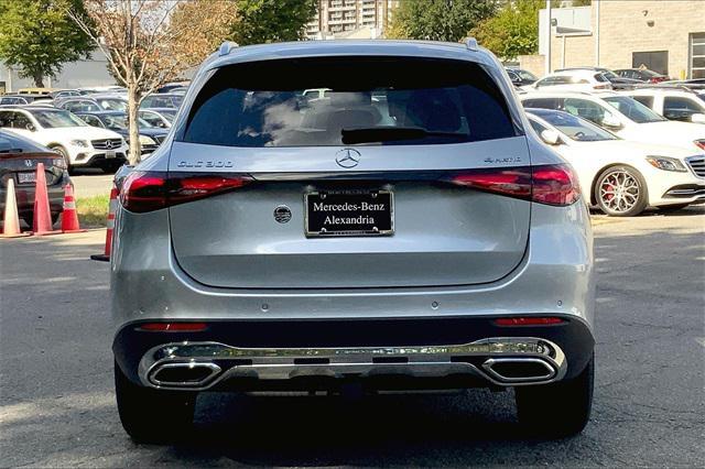 new 2025 Mercedes-Benz GLC 300 car, priced at $58,960