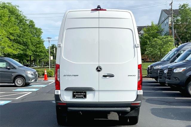 new 2024 Mercedes-Benz Sprinter 3500 car, priced at $61,672