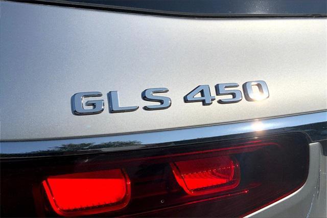 new 2025 Mercedes-Benz GLS 450 car, priced at $95,915