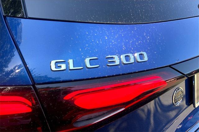 new 2025 Mercedes-Benz GLC 300 car, priced at $62,070