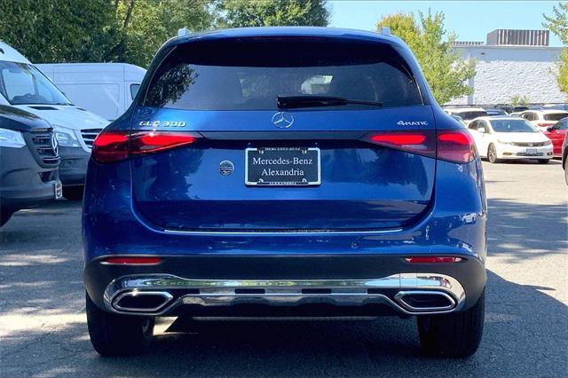 new 2025 Mercedes-Benz GLC 300 car, priced at $62,070