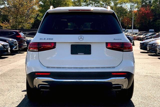 used 2022 Mercedes-Benz GLB 250 car, priced at $29,380