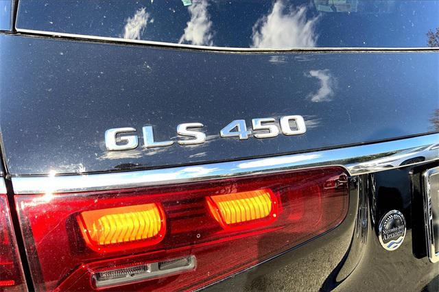 new 2025 Mercedes-Benz GLS 450 car, priced at $98,045