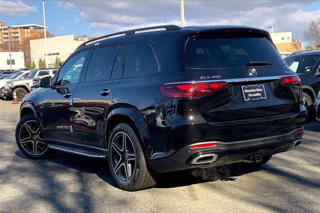 new 2025 Mercedes-Benz GLS 450 car, priced at $100,825