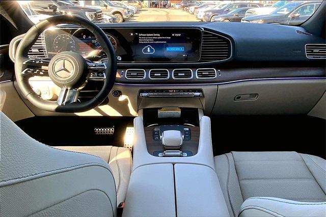 new 2025 Mercedes-Benz GLS 450 car, priced at $100,675